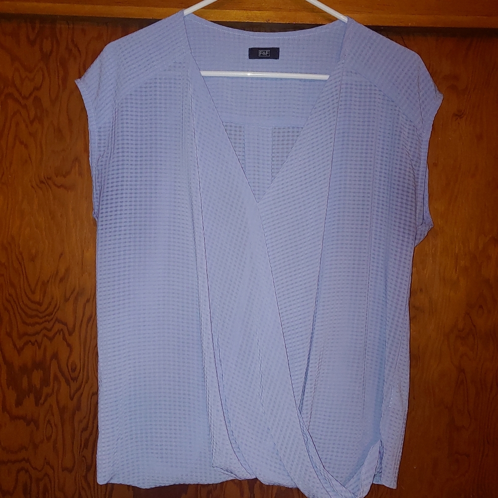 Periwinkle V-Neck Sleeveless Cross Top